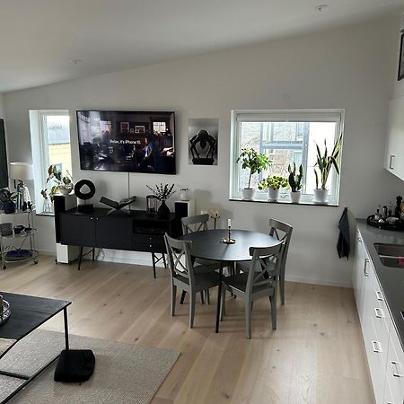 Appartement Pa Bryggan à Skärhamn Extérieur photo